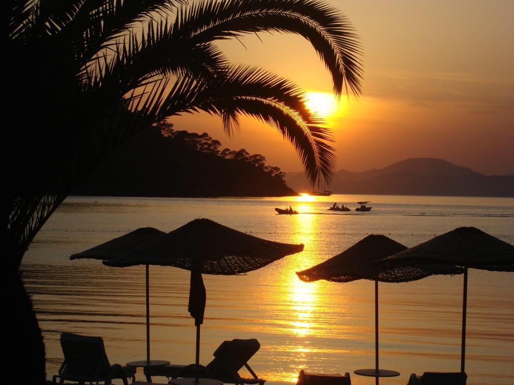 Lighthouse Natalia Aparts Fethiye Rum bild