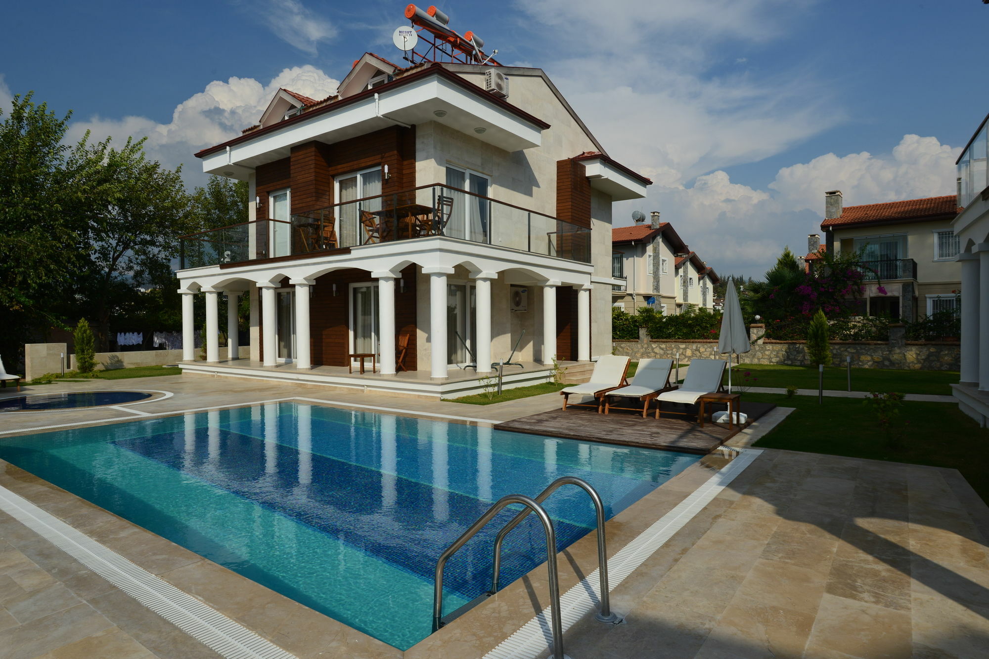 Lighthouse Natalia Aparts Fethiye Exteriör bild